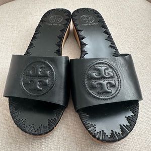 COPY - Tory Burch Sandals 🖤